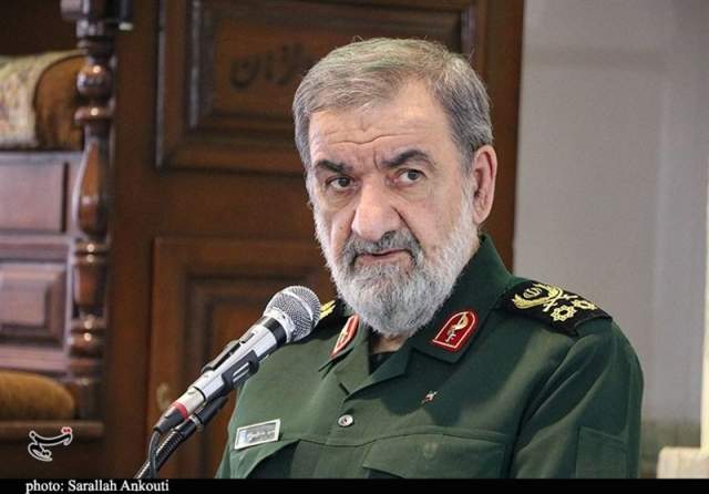 آمریکا نمی‌تواند با یک نمایش از منطقه فرار کند